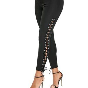 LACE UP LEGGINGS WITH GROMMET